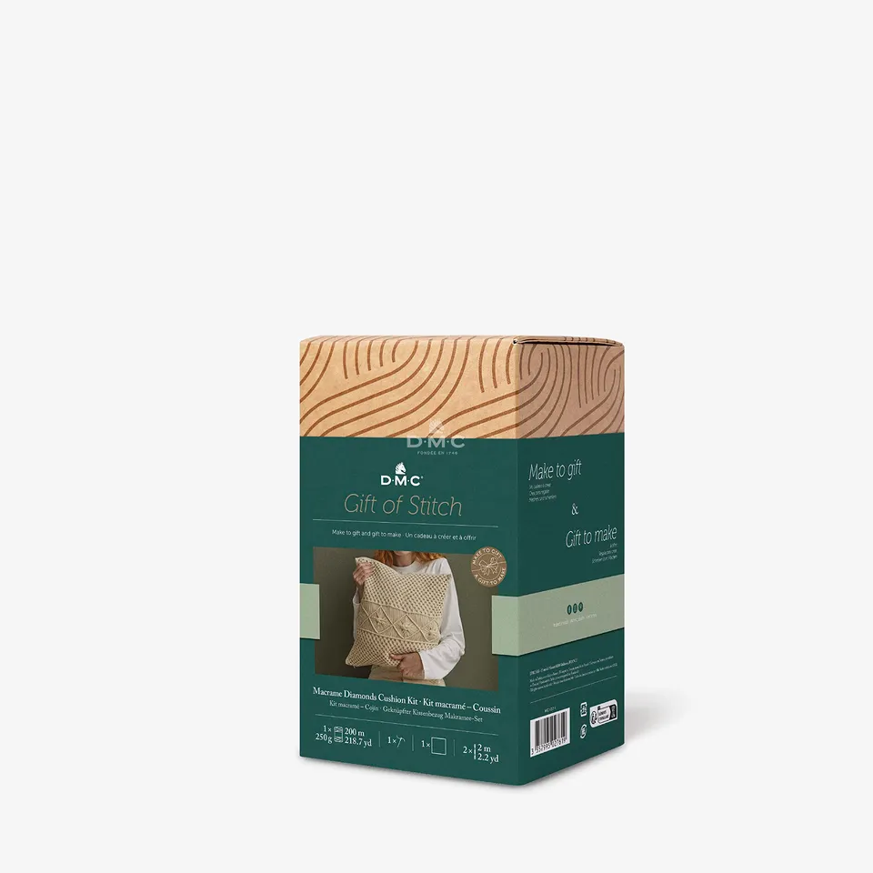 dmc-gift-of-stitch-kit-copricuscino-diamanti-nova-vita-4 image 1
