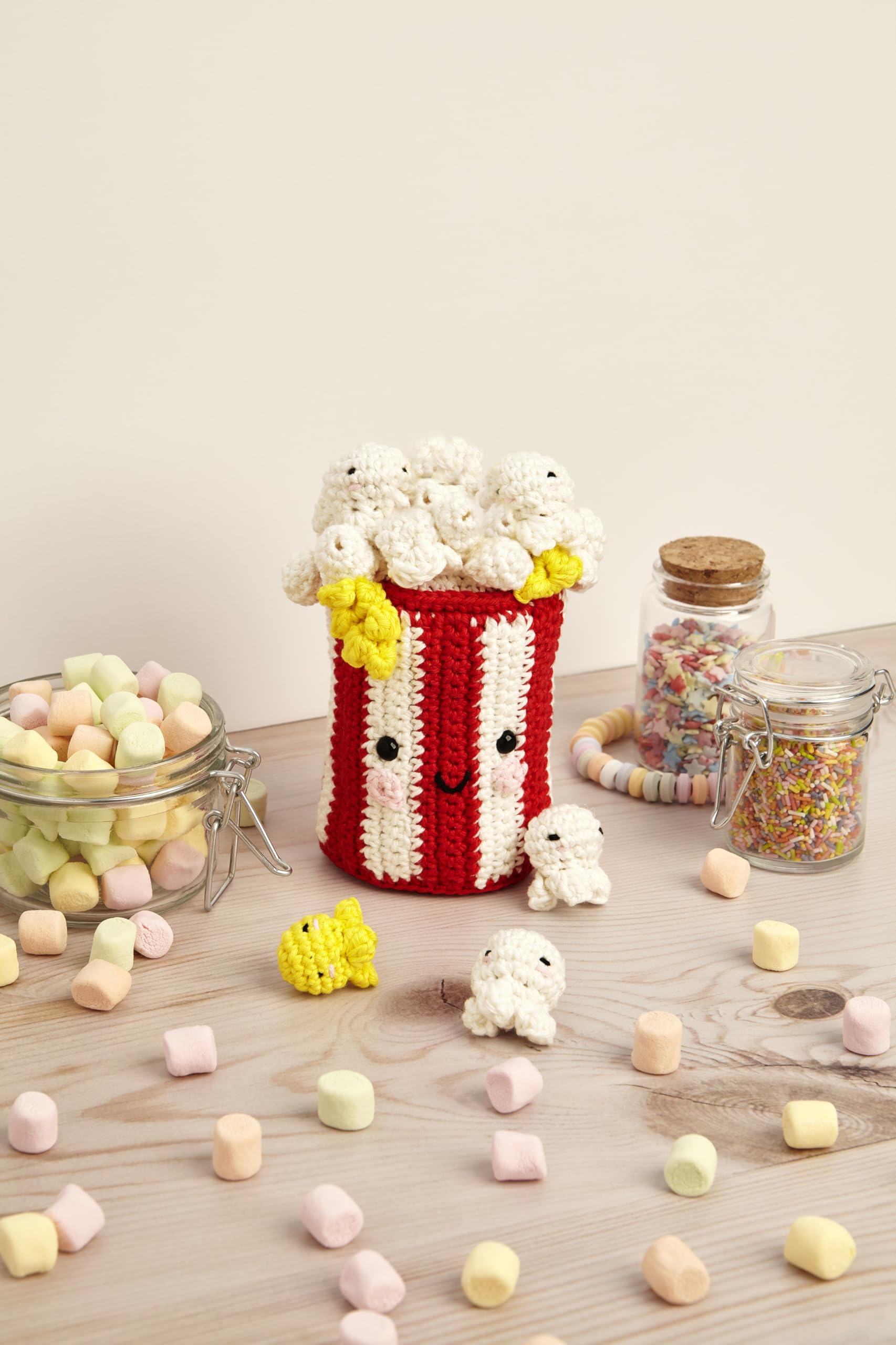 dmc-popcorn-kit-amigurumi-intermedio-barattolo-popcorn-3d image 3