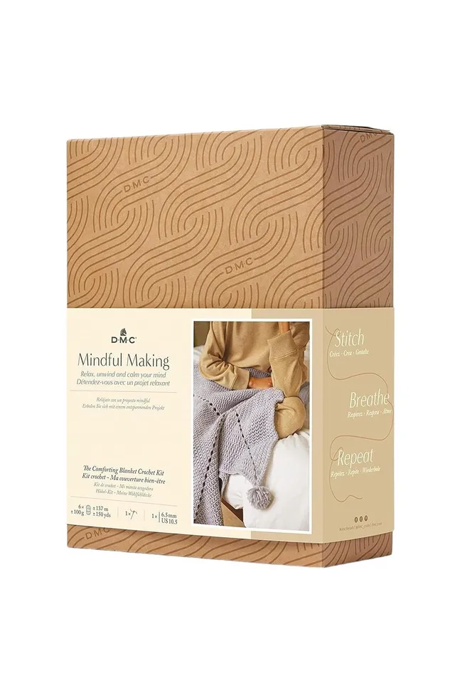 dmc-mindful-making-kit-uncinetto-cuscino-contemplativo-40-cm image 1