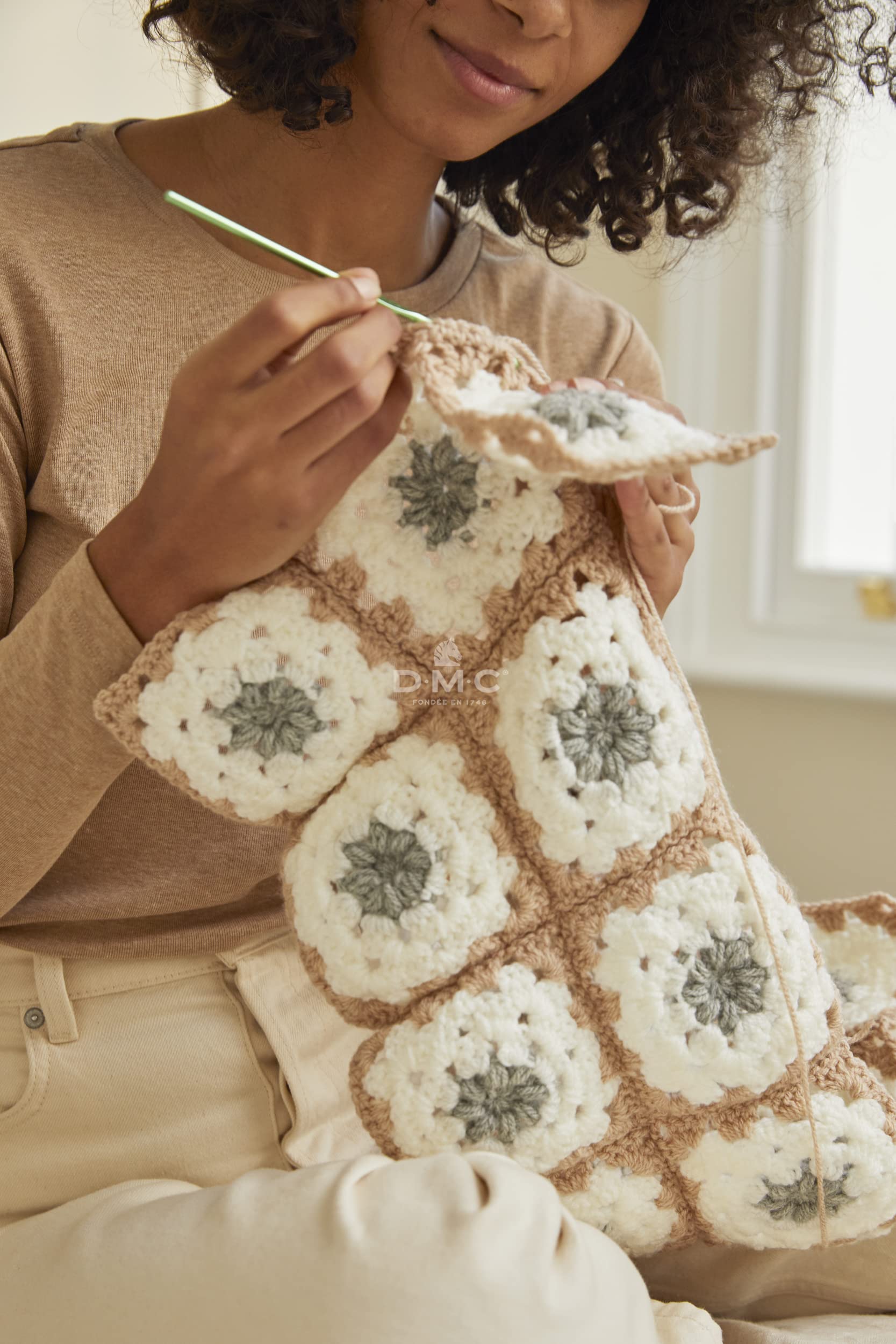 dmc-kit-plaid-a-moduli-granny-coperta-uncinetto-con-filato-e-accessori image 4