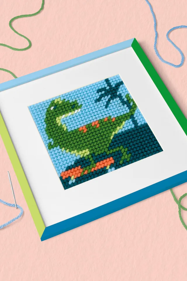dmc-gift-of-stitch-didier-il-dinosauro-kit-tappezzeria-facile-per-bambini image 1