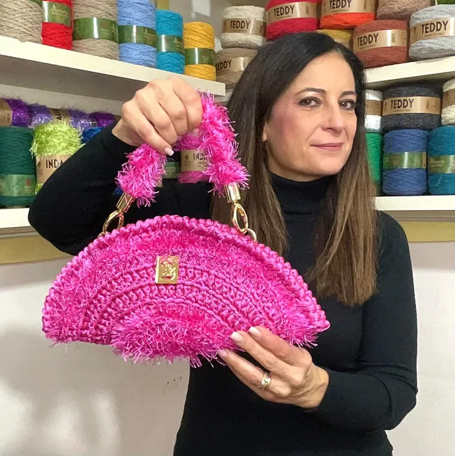 borgo-de-pazzi-kit-mezzaluna-fur-di-tiziana-volpe-crochet image 1