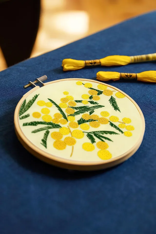 dmc-mimose-di-marie-dominique-procureur-kit-ricamo-facile image 1