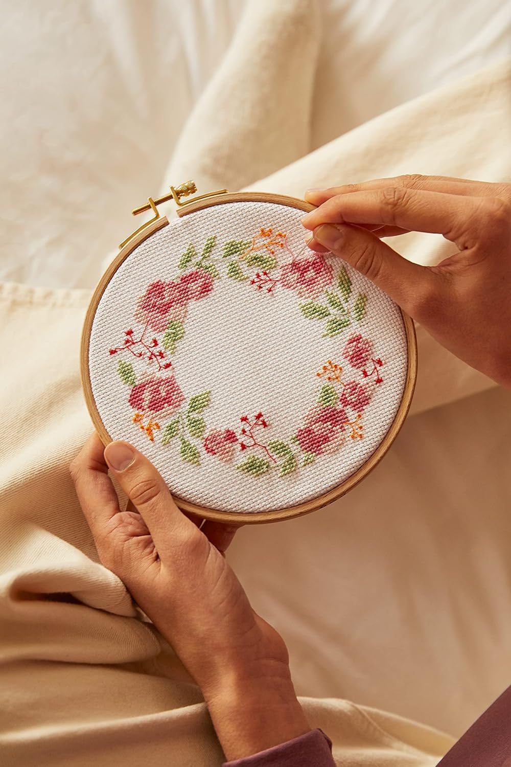 dmc-mindful-making-kit-punto-croce-fragranza-di-rose image 3