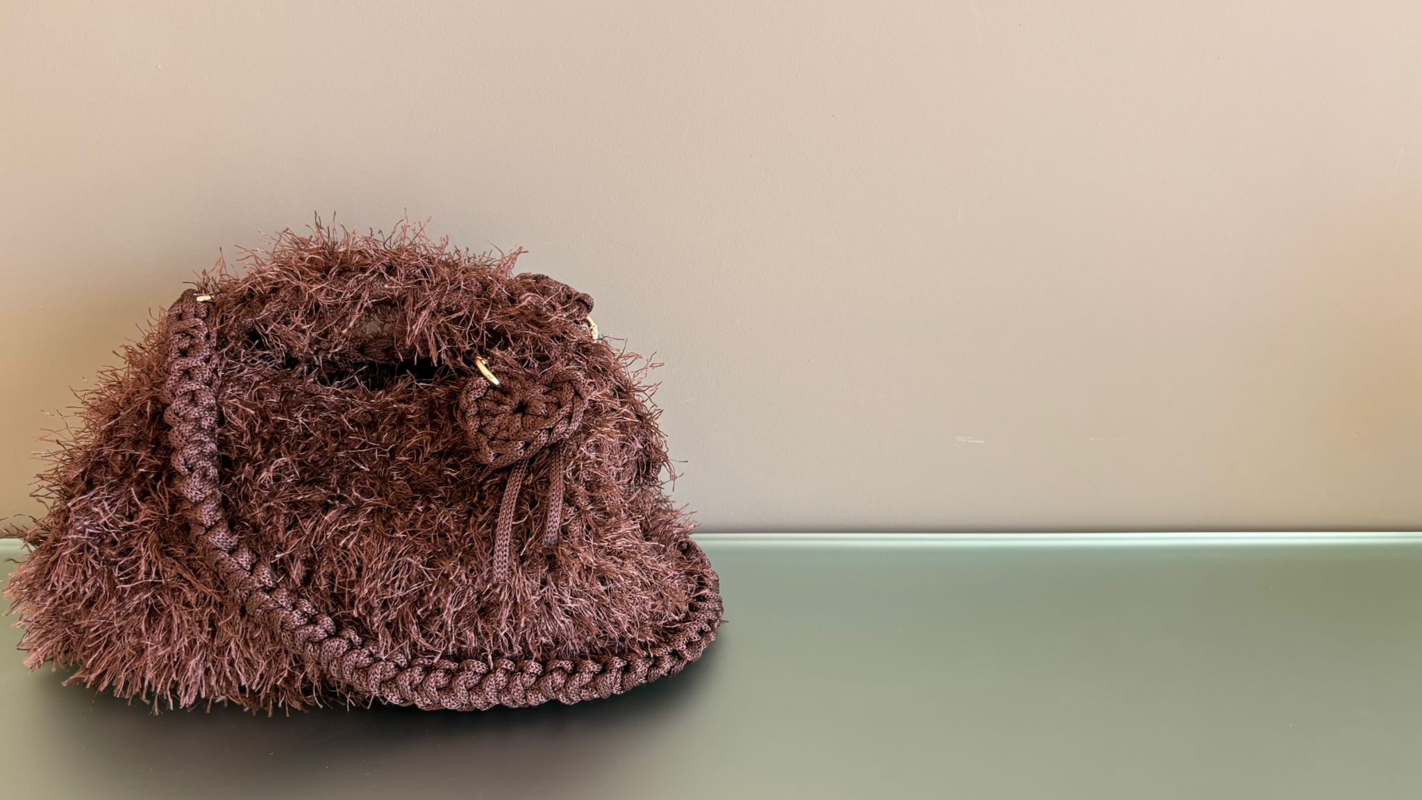 borgo-de-pazzi-kit-clutch-orsetto-di-frainodi-crochet-kit-borsa-teddy image 2
