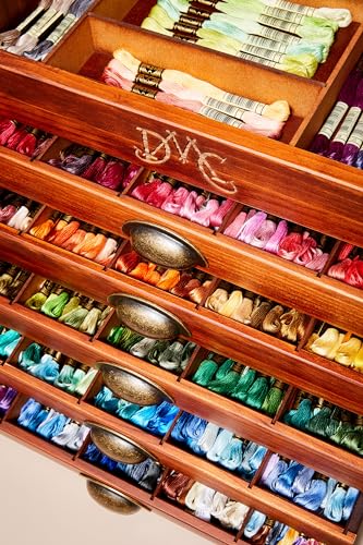 dmc-cassettiera-vintage-in-legno-con-500-matasse-moulin-sp-cial image 6